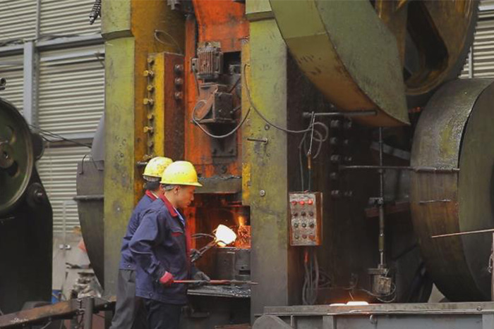 临湘网架配件车间