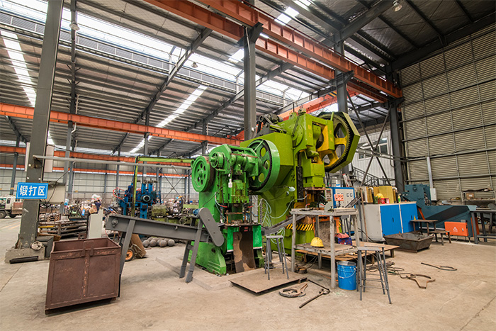 临湘网架配件-锥头加工车间